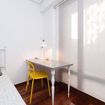 Apartamento Con Parking Privado Cerca De Zurriola San Sebastián Exterior foto